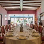 Grand Hotel De Courtoisville - Piscine & Spa, The Originals Relais 