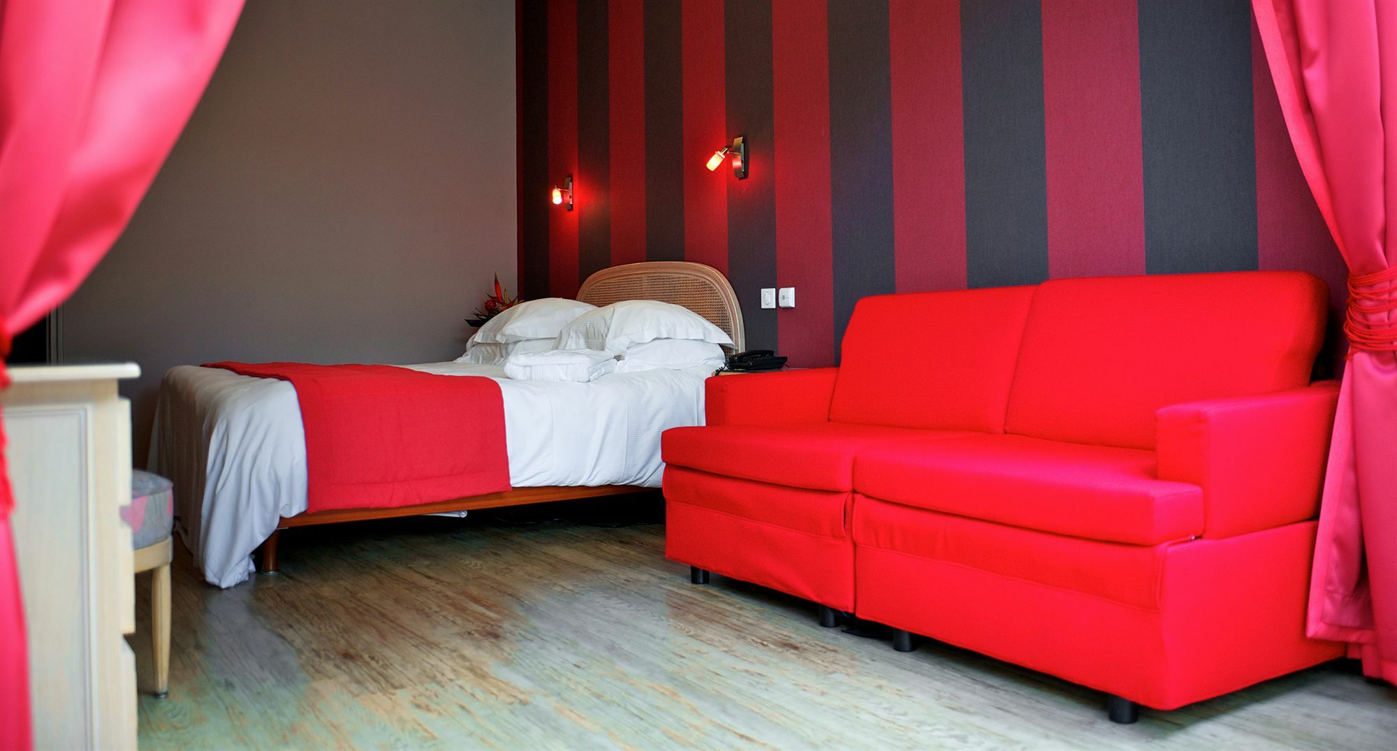 Grand De Courtoisville - Piscine & Spa, The Originals Relais Hotel Saint-Malo