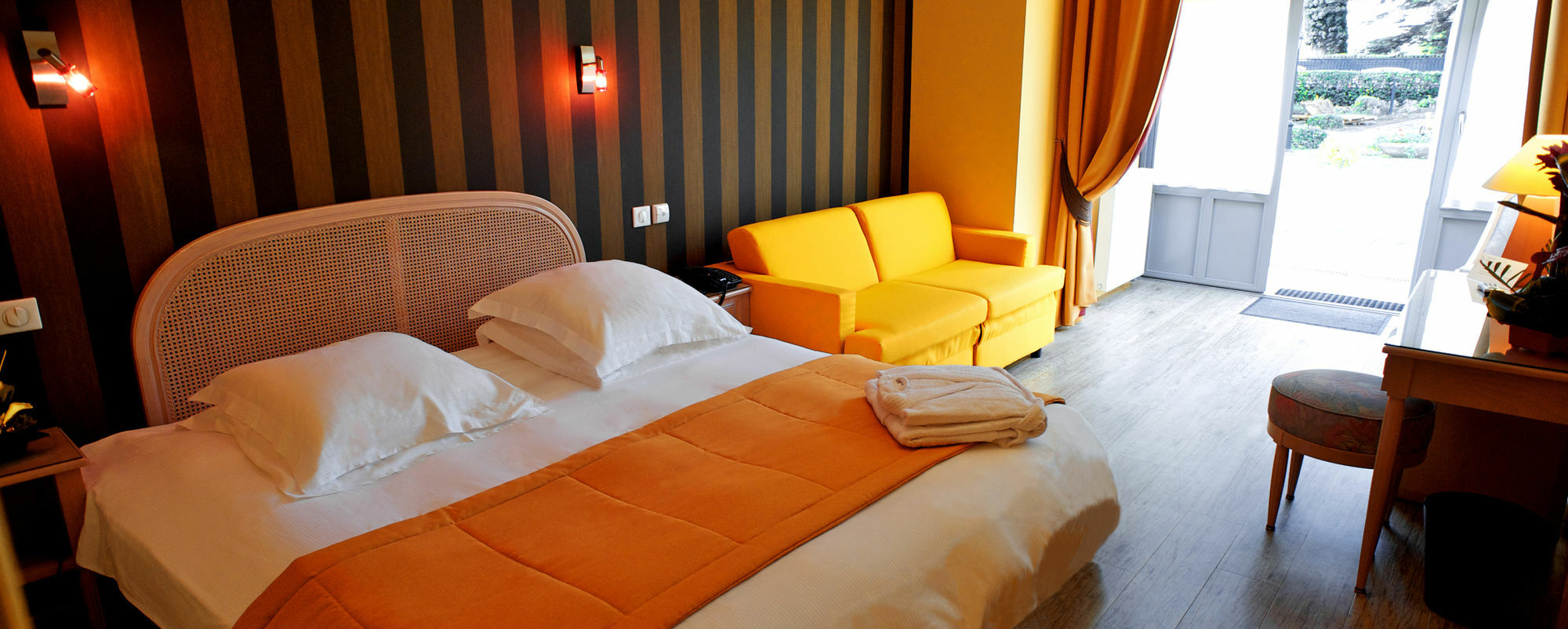 Grand De Courtoisville - Piscine & Spa, The Originals Relais 4* Saint-Malo